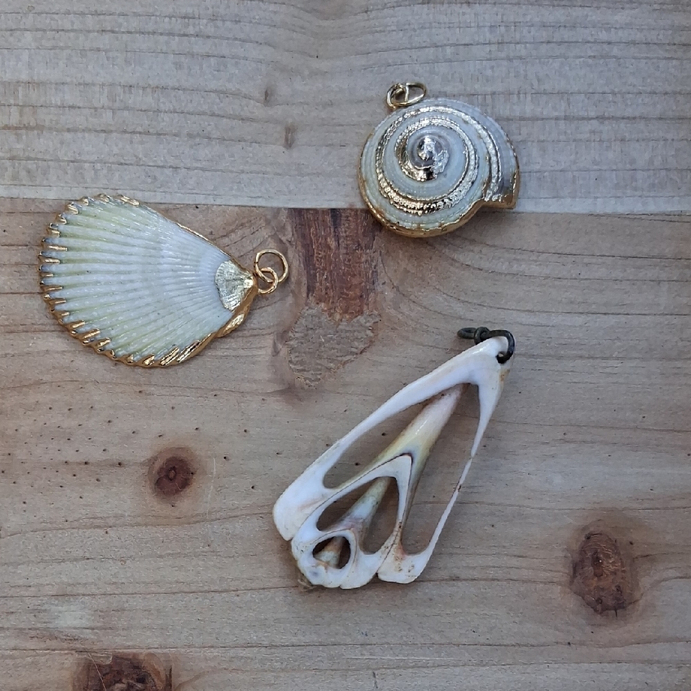 3 Gold and Cream Shell Pendant Set